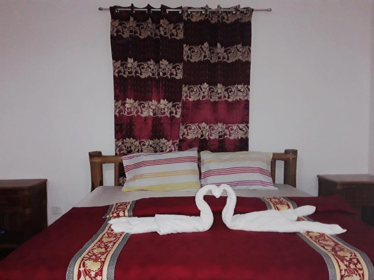 Tauig Beach Resort Moalboal Bagian luar foto