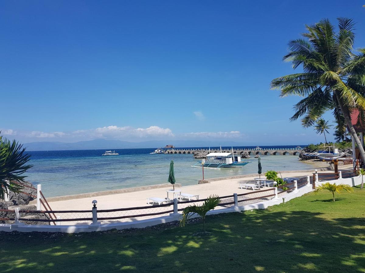 Tauig Beach Resort Moalboal Bagian luar foto