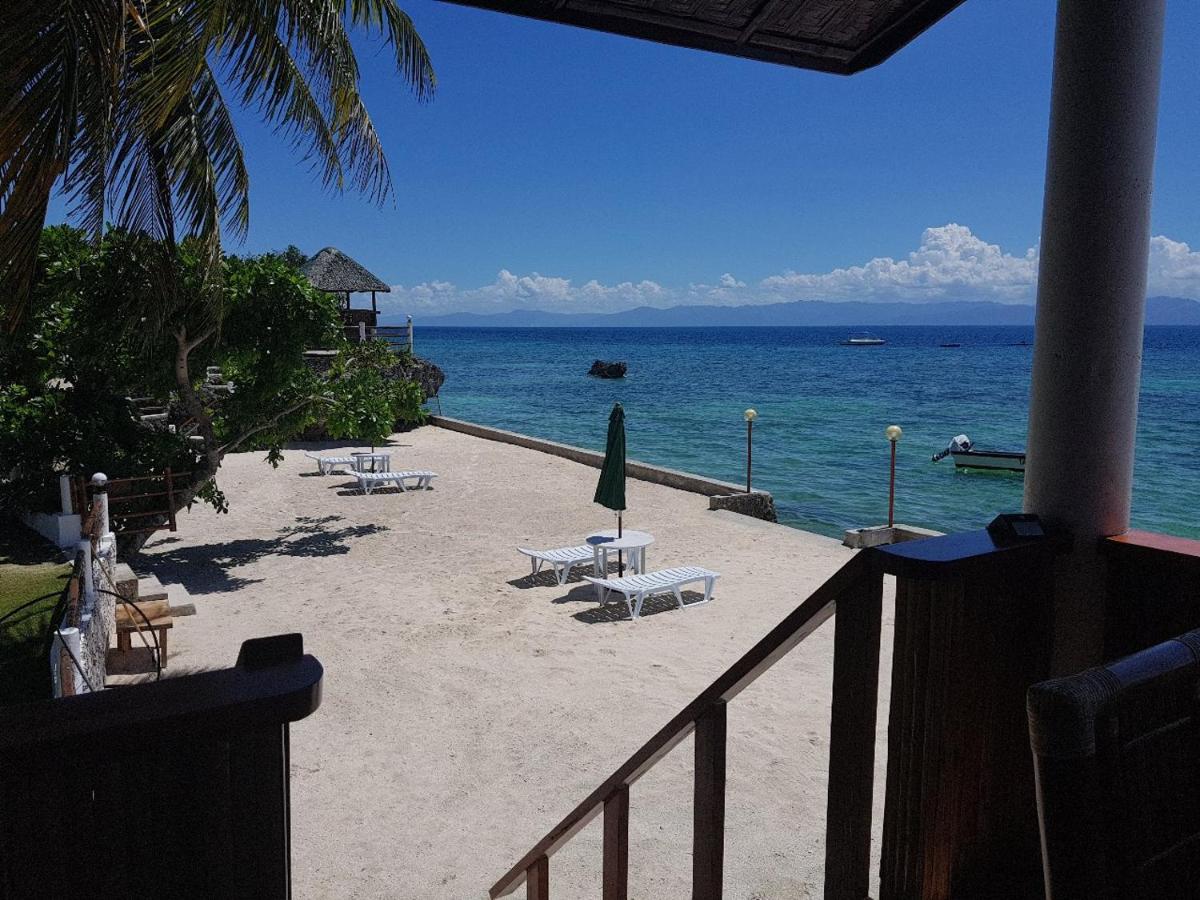 Tauig Beach Resort Moalboal Bagian luar foto