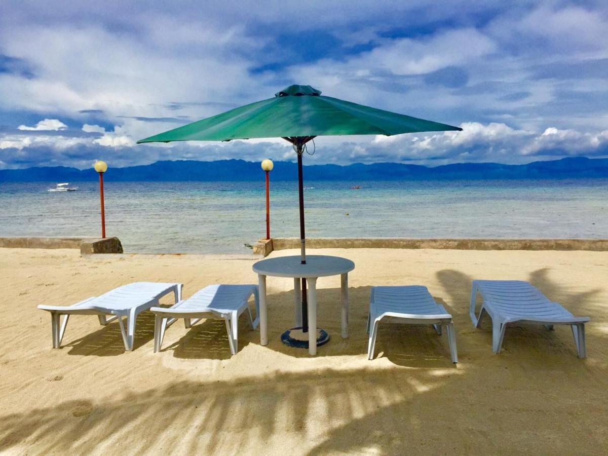 Tauig Beach Resort Moalboal Bagian luar foto