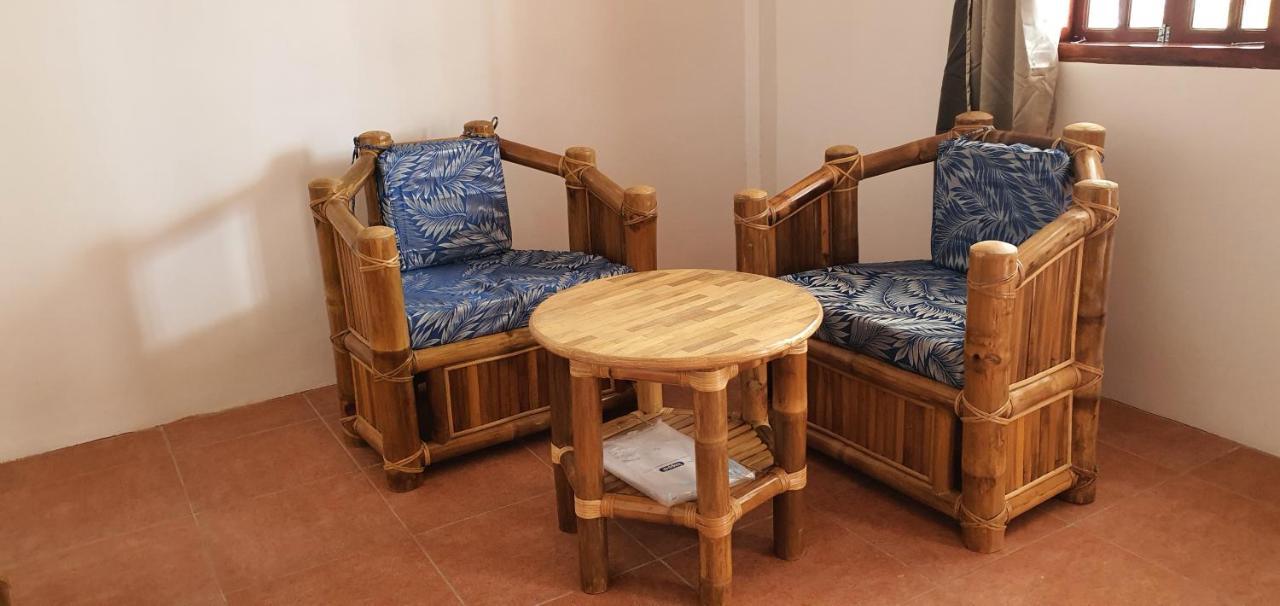 Tauig Beach Resort Moalboal Bagian luar foto