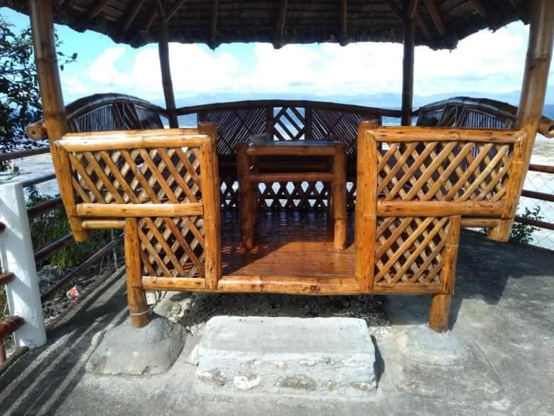 Tauig Beach Resort Moalboal Bagian luar foto