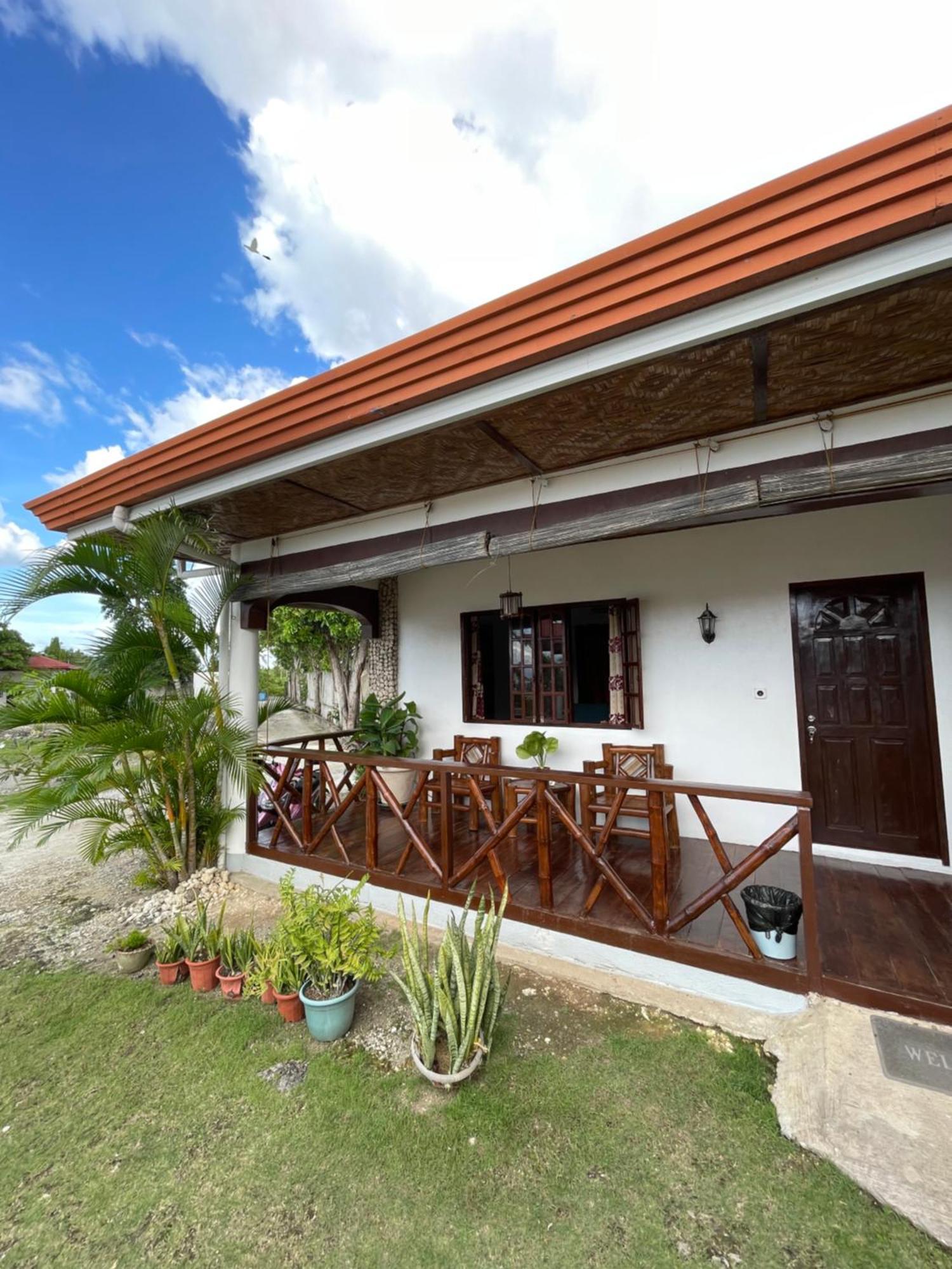 Tauig Beach Resort Moalboal Bagian luar foto