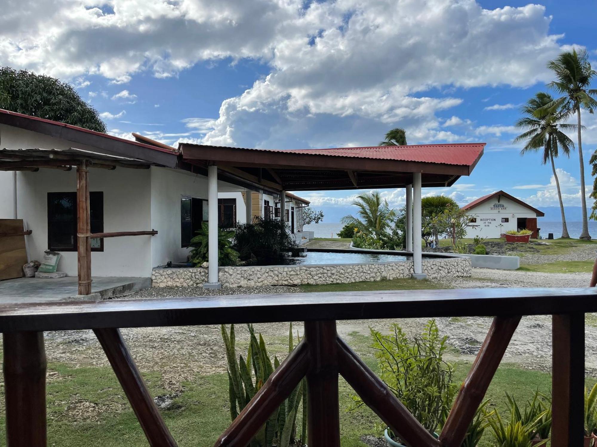 Tauig Beach Resort Moalboal Bagian luar foto