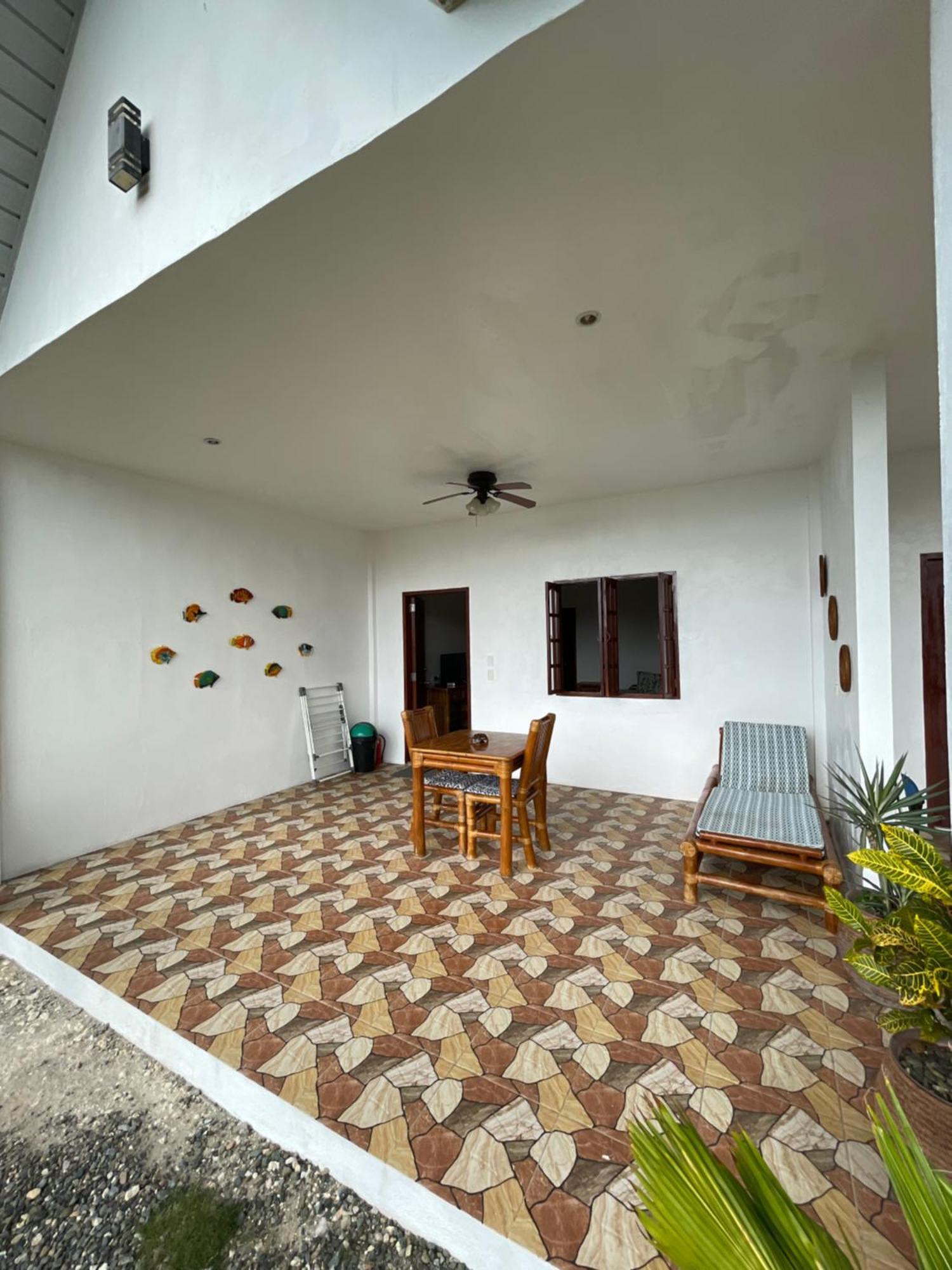 Tauig Beach Resort Moalboal Bagian luar foto